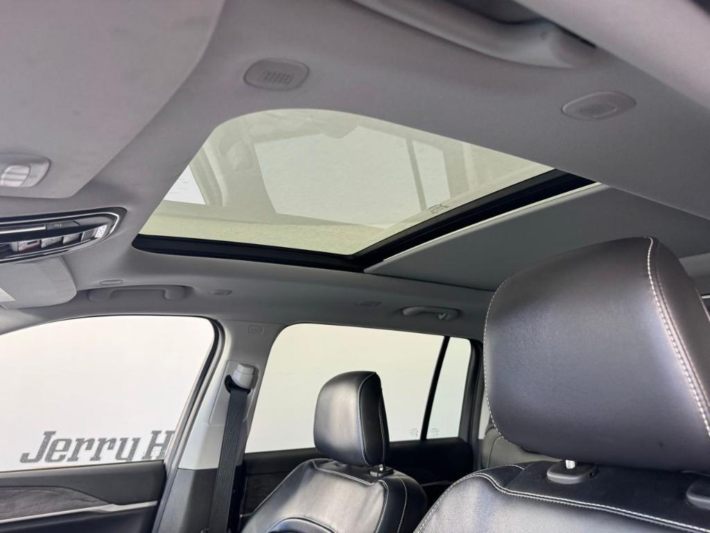 used 2021 Jeep Grand Cherokee L car, priced at $28,978