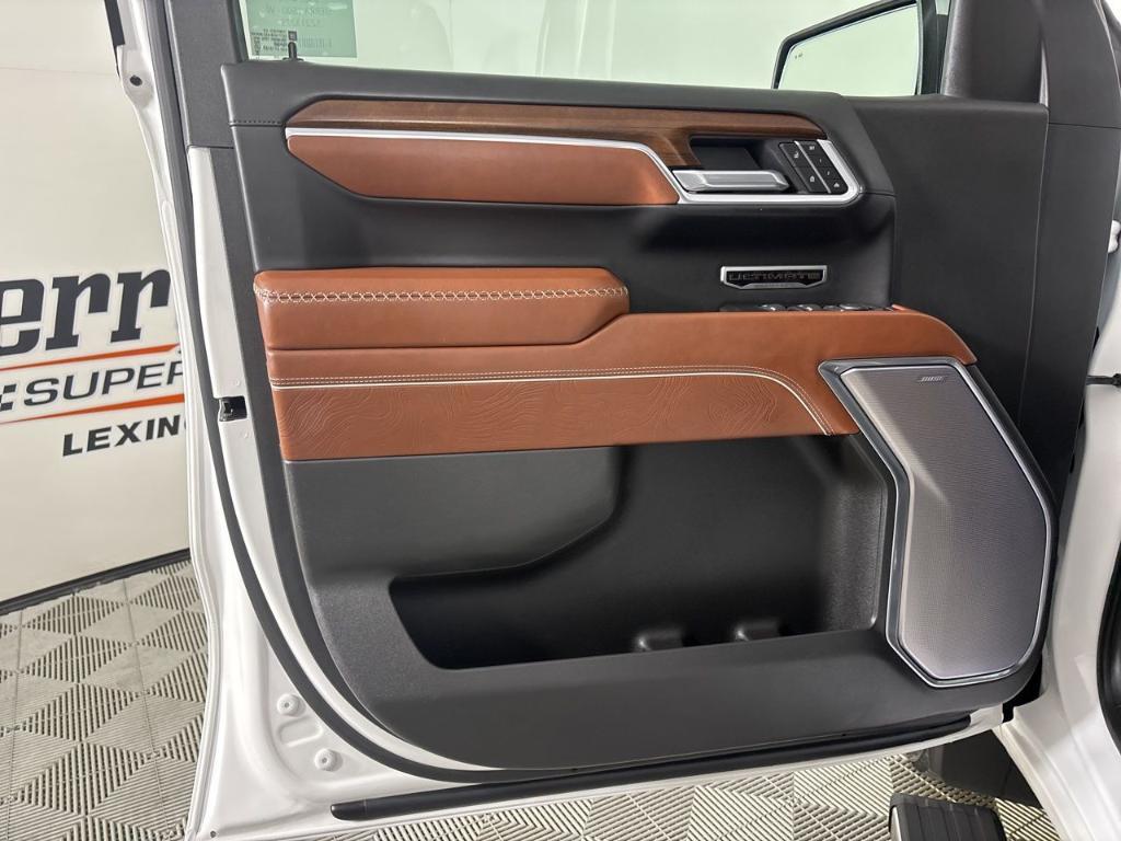 used 2025 GMC Sierra 1500 car, priced at $76,044