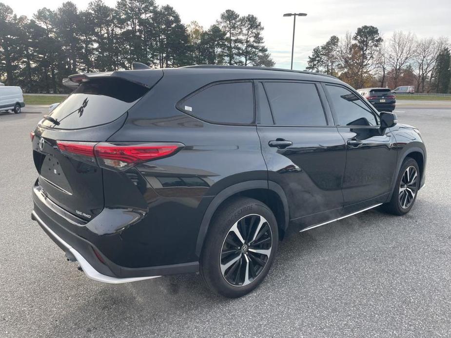 used 2021 Toyota Highlander car, priced at $33,750