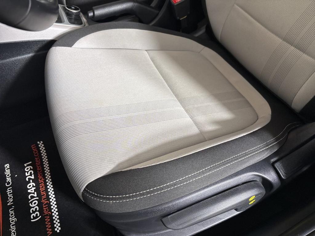 used 2022 Hyundai Venue car, priced at $16,999