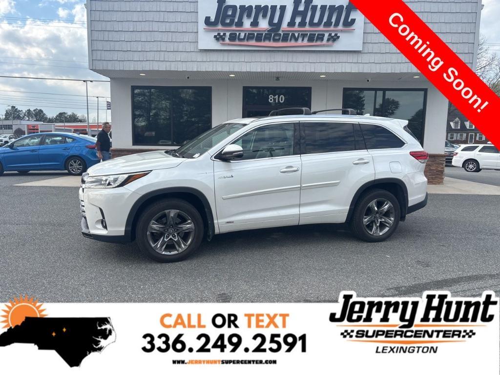 used 2018 Toyota Highlander Hybrid car, priced at $21,988