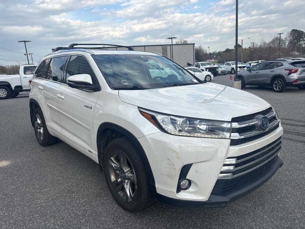 used 2018 Toyota Highlander Hybrid car, priced at $21,988