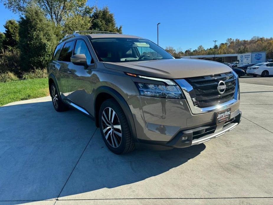 used 2023 Nissan Pathfinder car, priced at $40,176