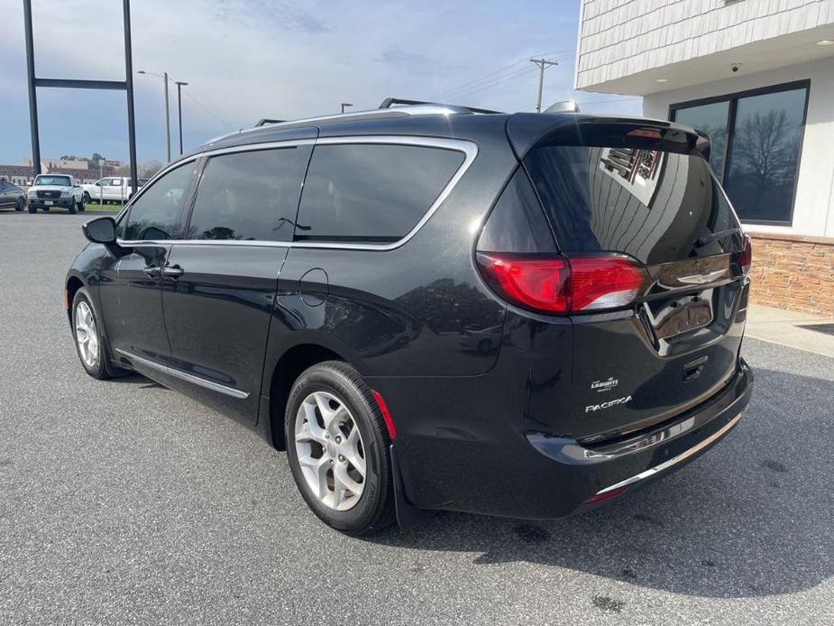 used 2017 Chrysler Pacifica car, priced at $14,500