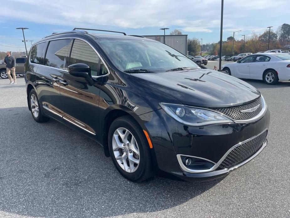 used 2017 Chrysler Pacifica car, priced at $14,500