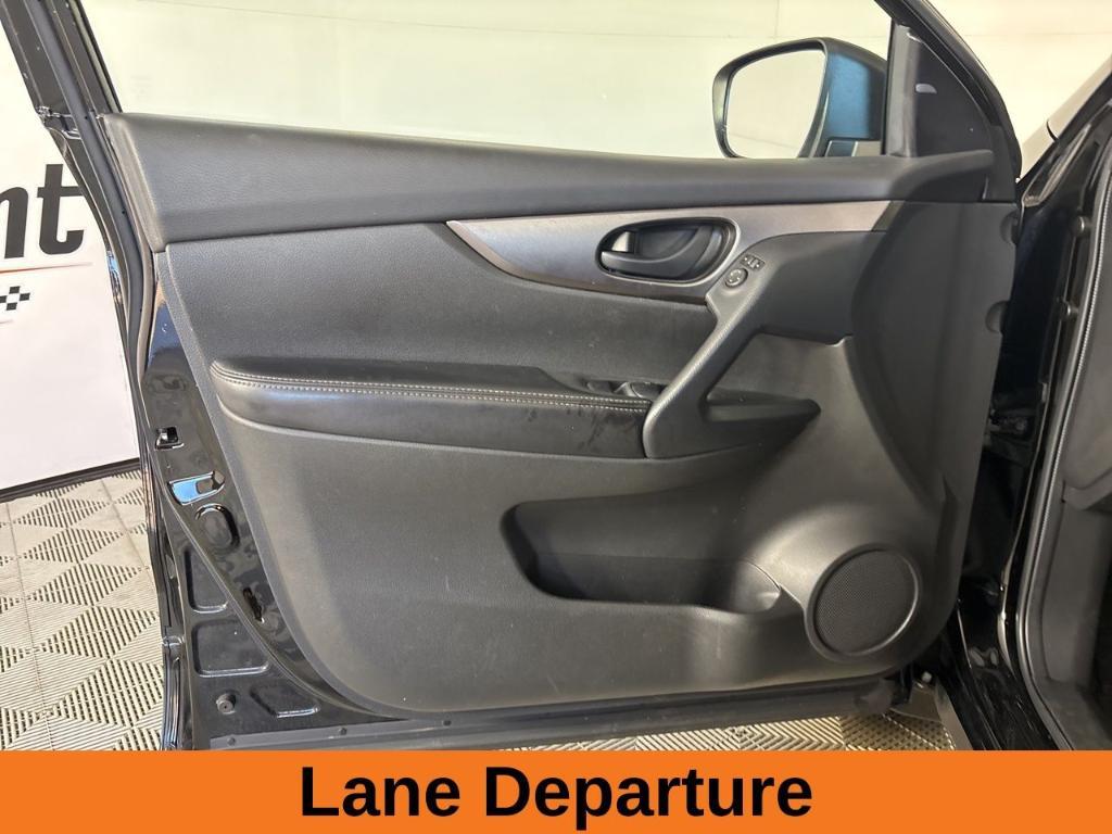 used 2020 Nissan Rogue Sport car, priced at $16,799