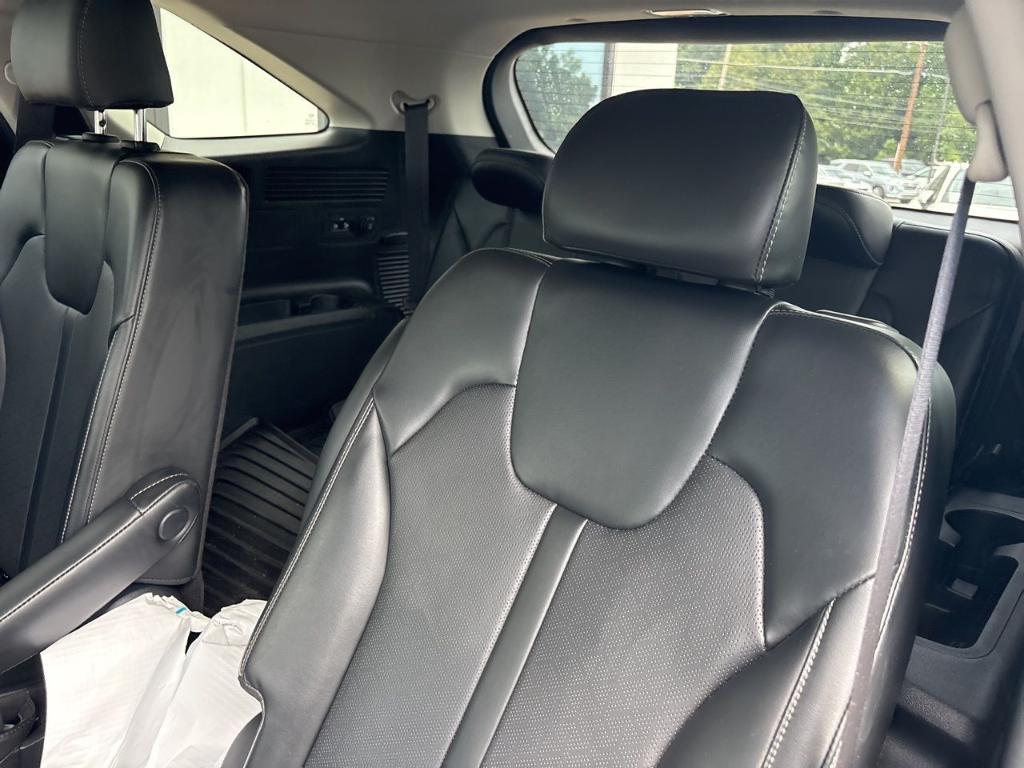 used 2021 Kia Sorento car, priced at $27,600