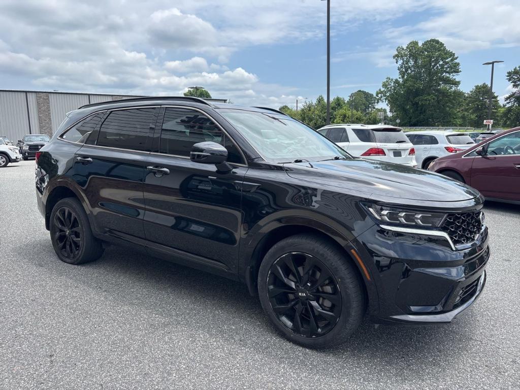 used 2021 Kia Sorento car, priced at $27,600