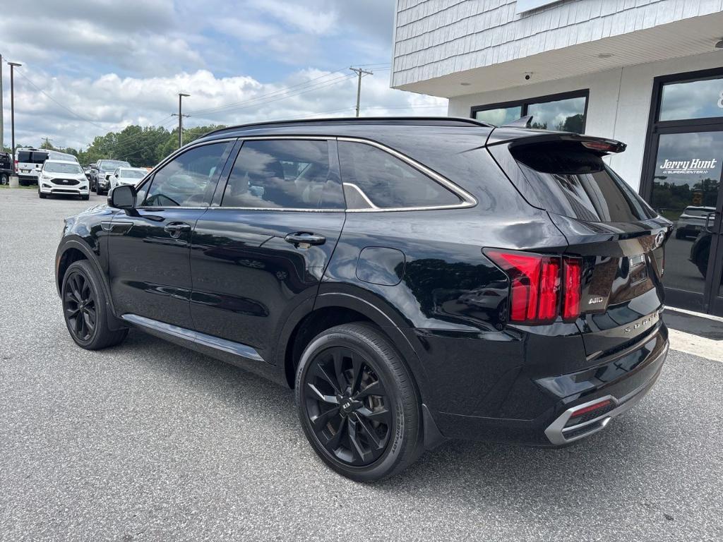 used 2021 Kia Sorento car, priced at $27,600