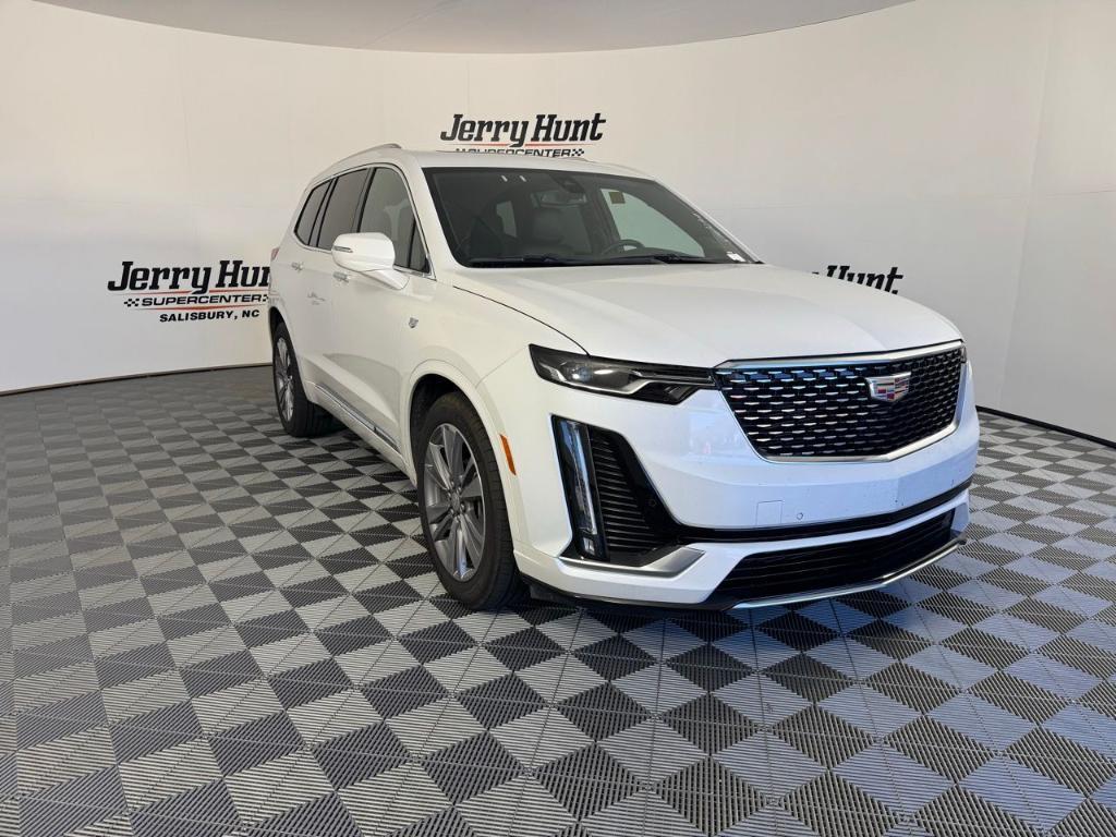 used 2025 Cadillac XT6 car, priced at $46,185