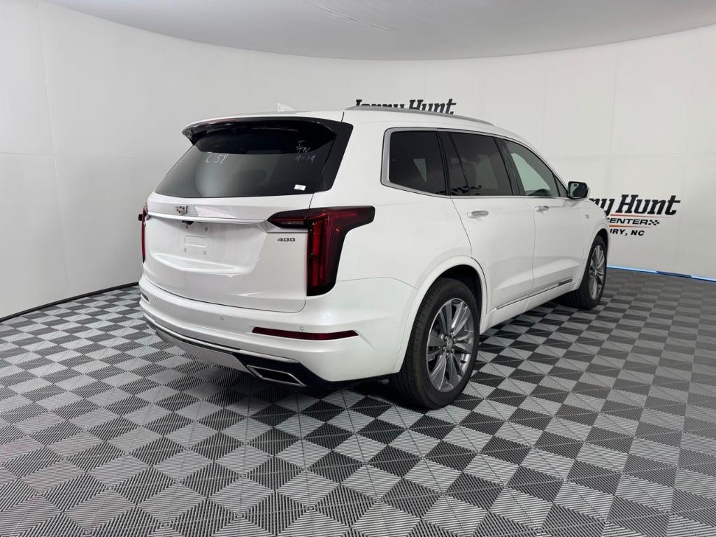 used 2025 Cadillac XT6 car, priced at $46,185