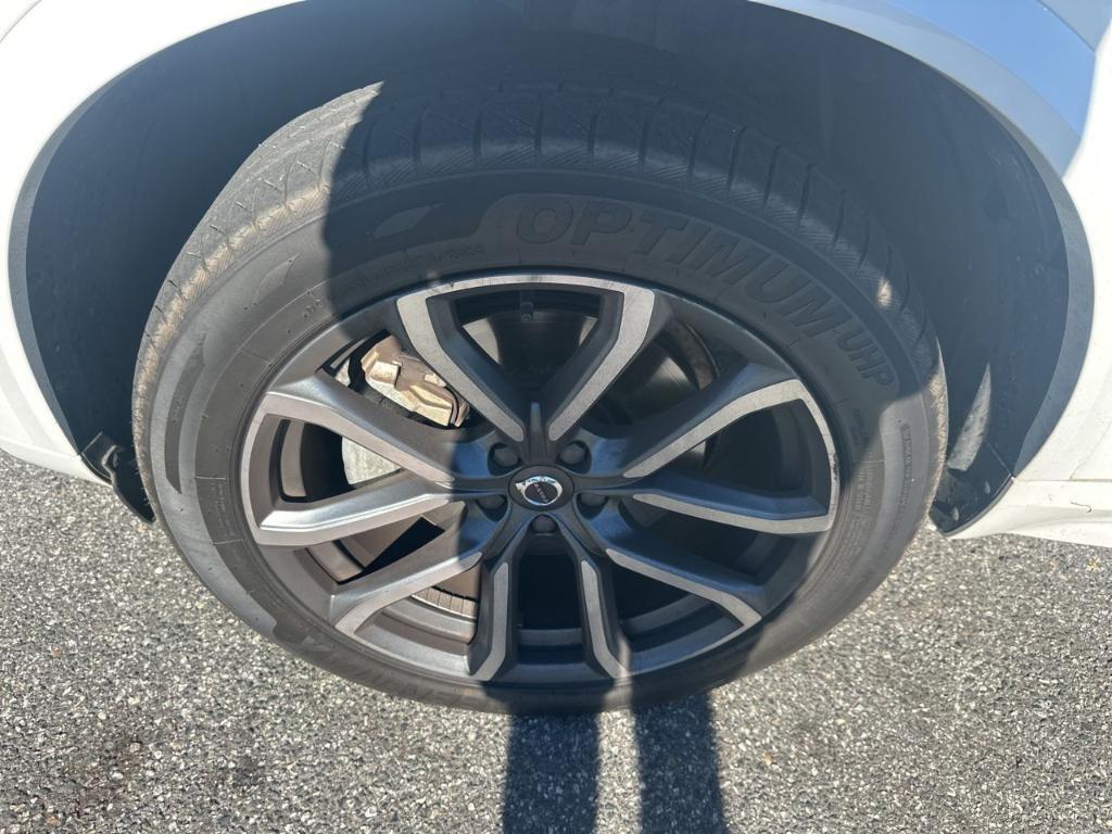 used 2019 Volvo XC90 car, priced at $21,988