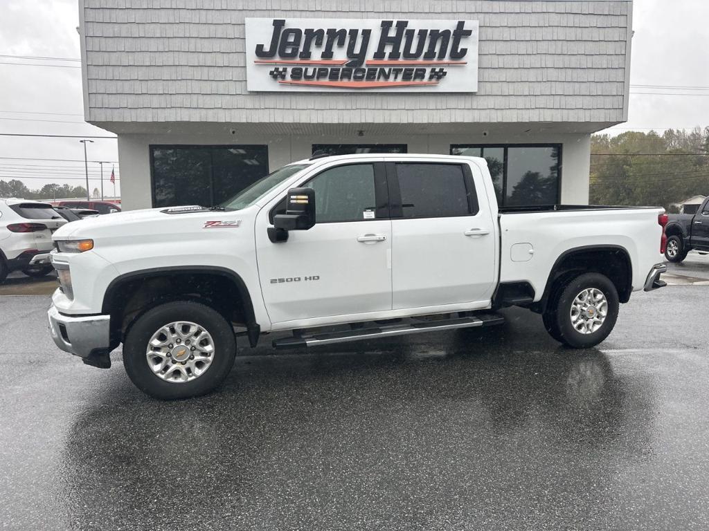 used 2024 Chevrolet Silverado 2500 car, priced at $50,123