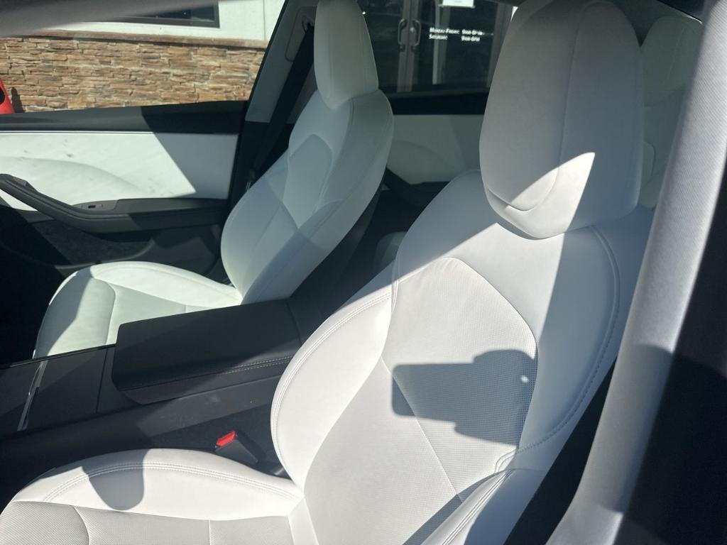 used 2025 Tesla Model 3 car, priced at $34,500