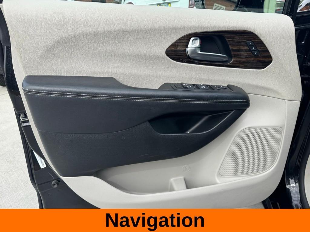 used 2023 Chrysler Pacifica car, priced at $28,000