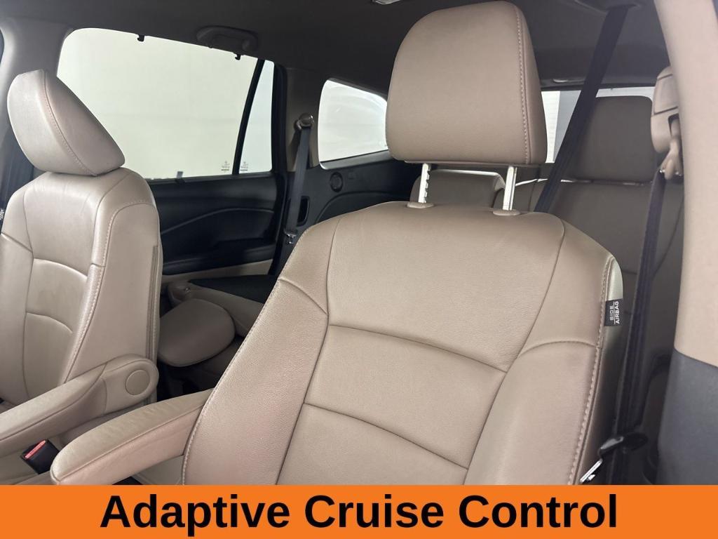 used 2022 Honda Pilot car, priced at $33,320