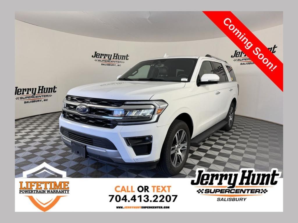 used 2024 Ford Expedition car, priced at $60,374