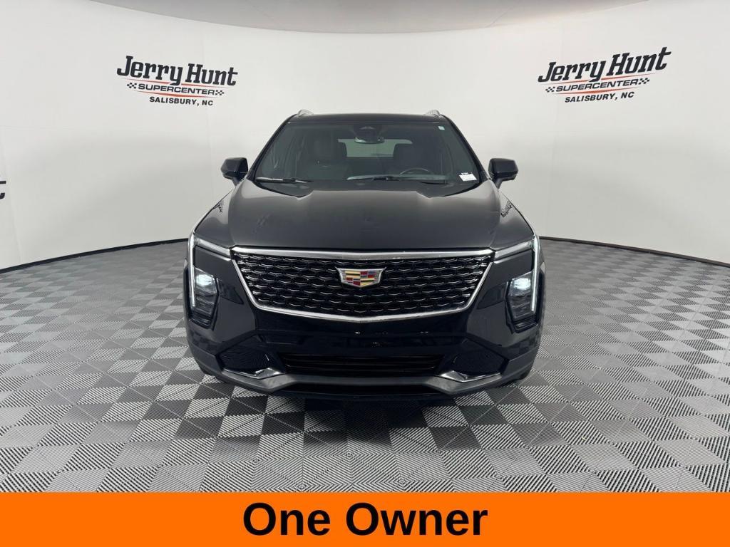 used 2025 Cadillac XT4 car, priced at $35,988