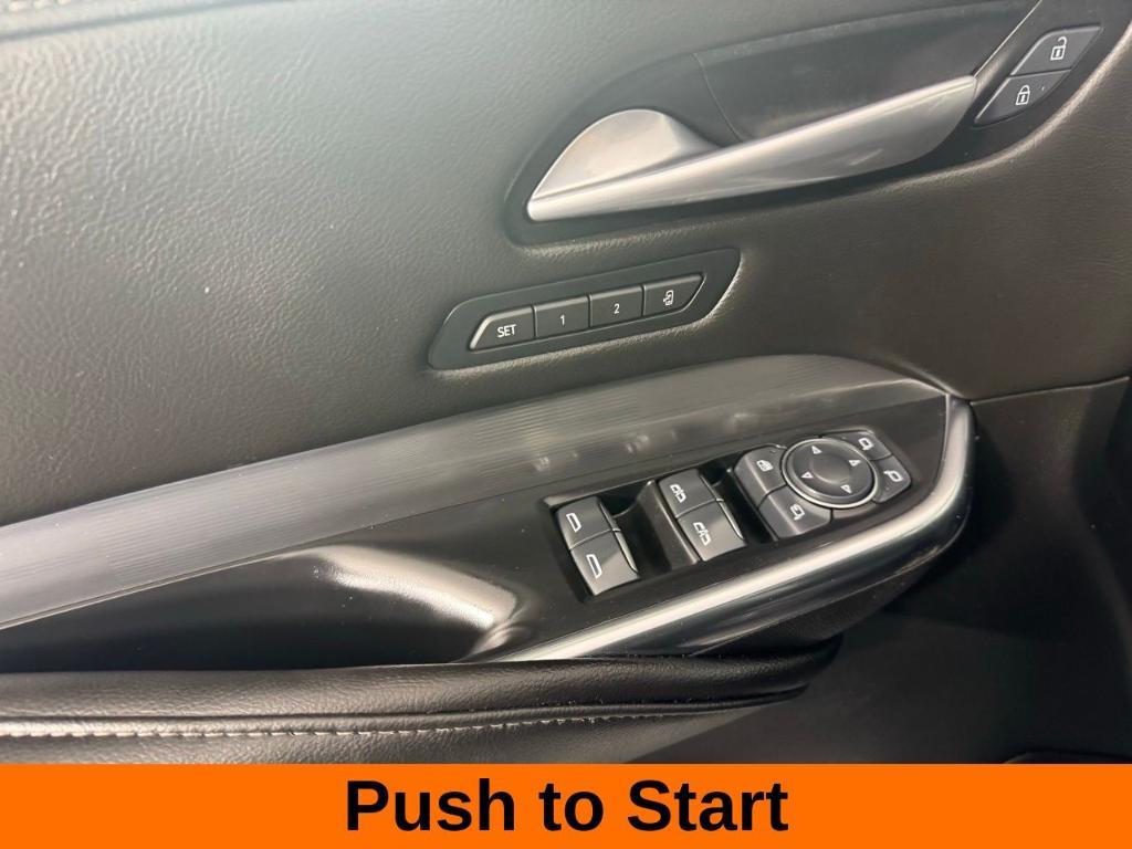 used 2025 Cadillac XT4 car, priced at $35,988