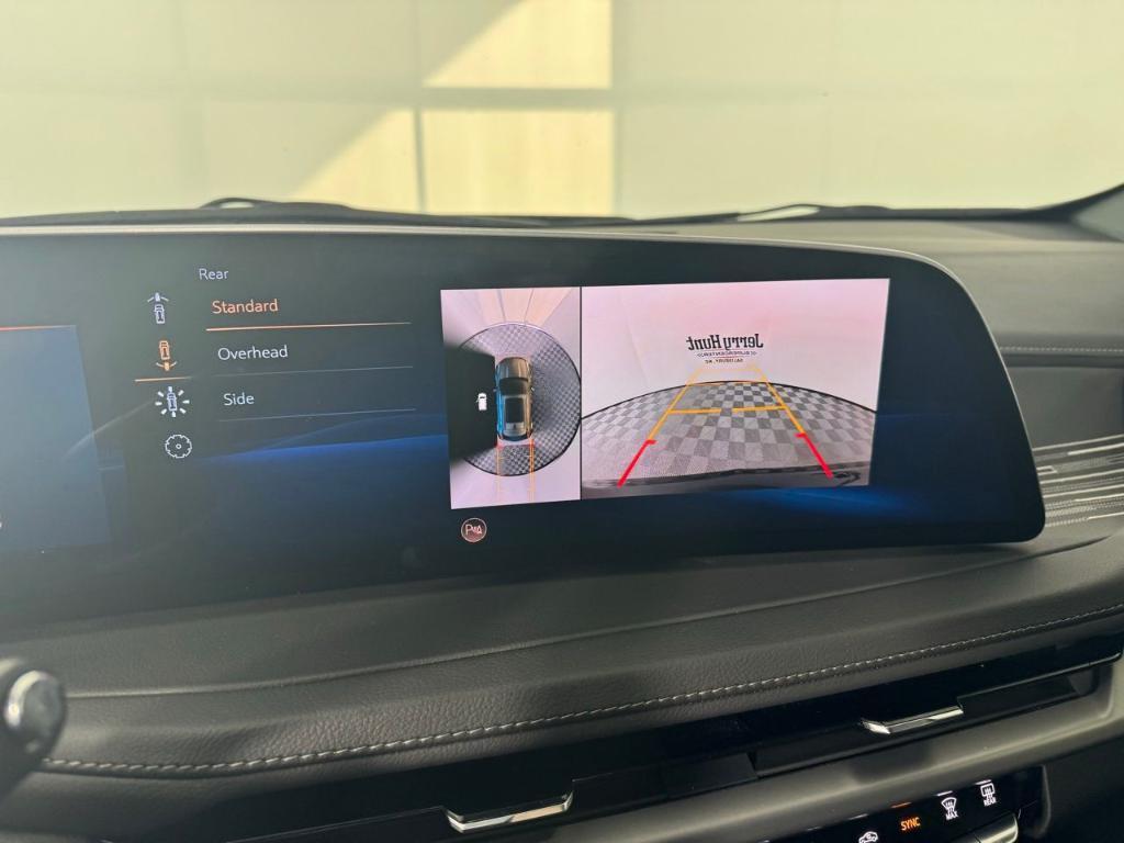 used 2025 Cadillac XT4 car, priced at $35,988