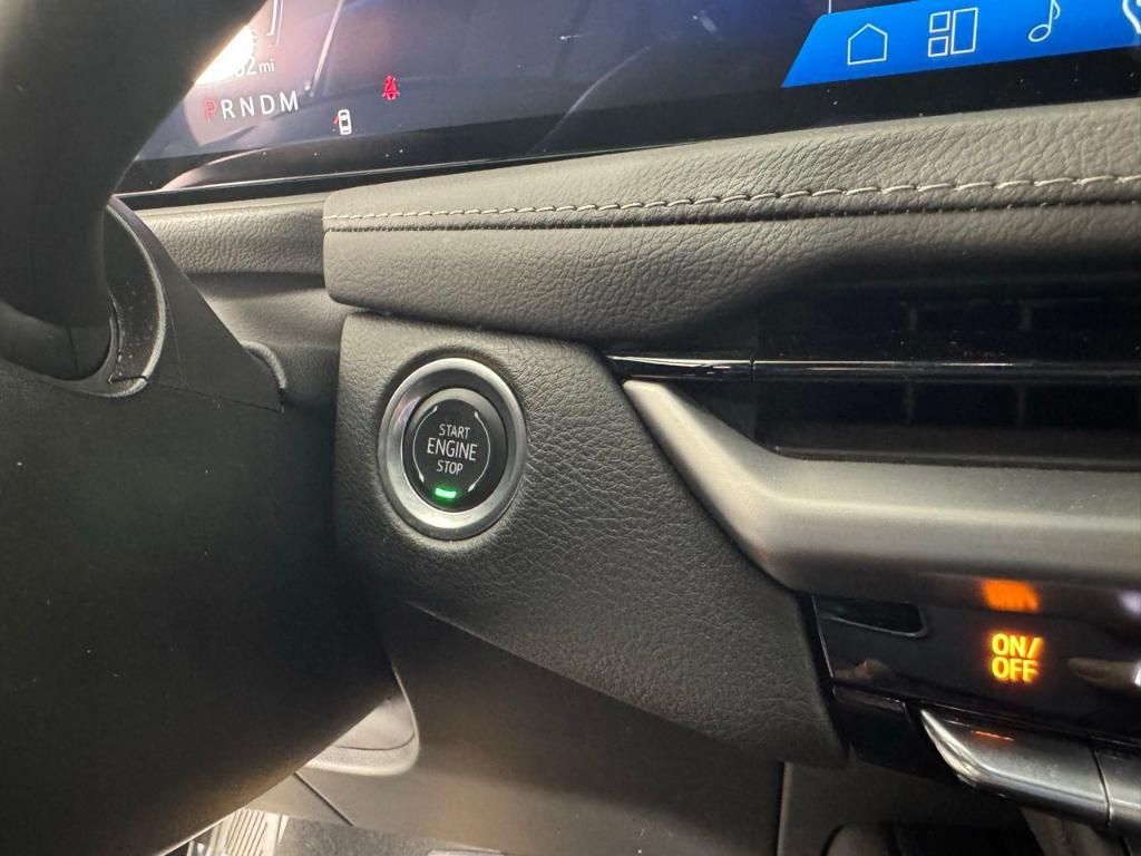 used 2025 Cadillac XT4 car, priced at $35,988