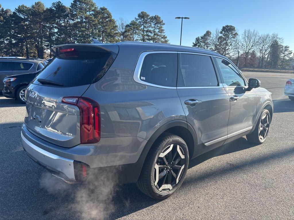 used 2024 Kia Telluride car, priced at $35,900