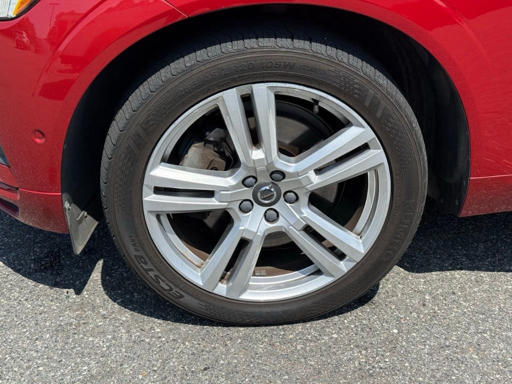 used 2019 Volvo XC60 car, priced at $22,900