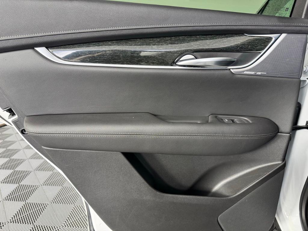 used 2021 Cadillac XT5 car, priced at $27,700