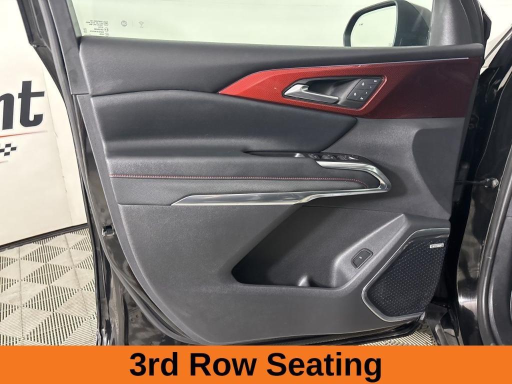 used 2024 Chevrolet Traverse car, priced at $53,700