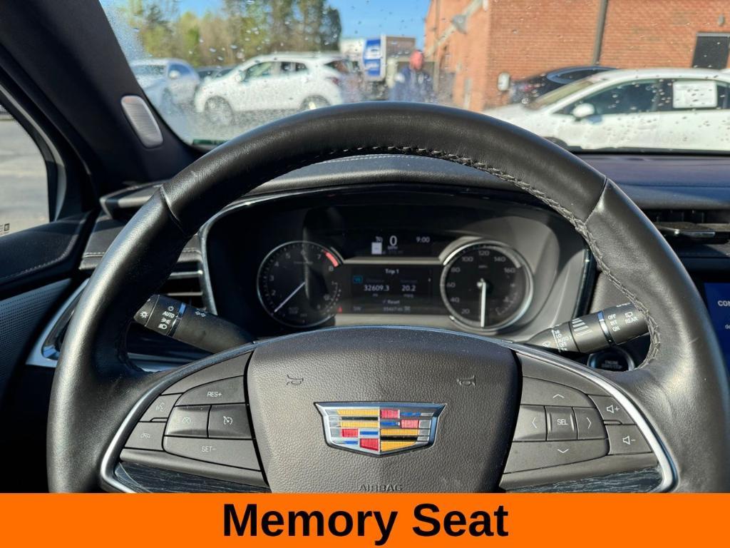 used 2024 Cadillac XT5 car, priced at $38,200