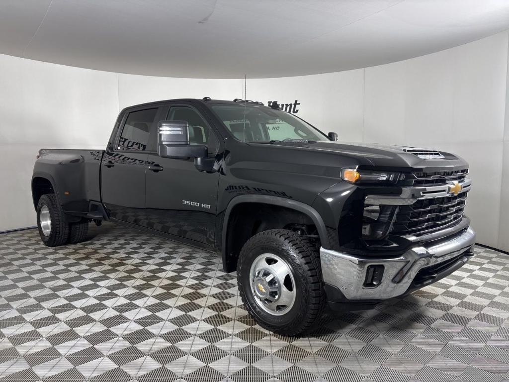 used 2024 Chevrolet Silverado 3500 car, priced at $61,799