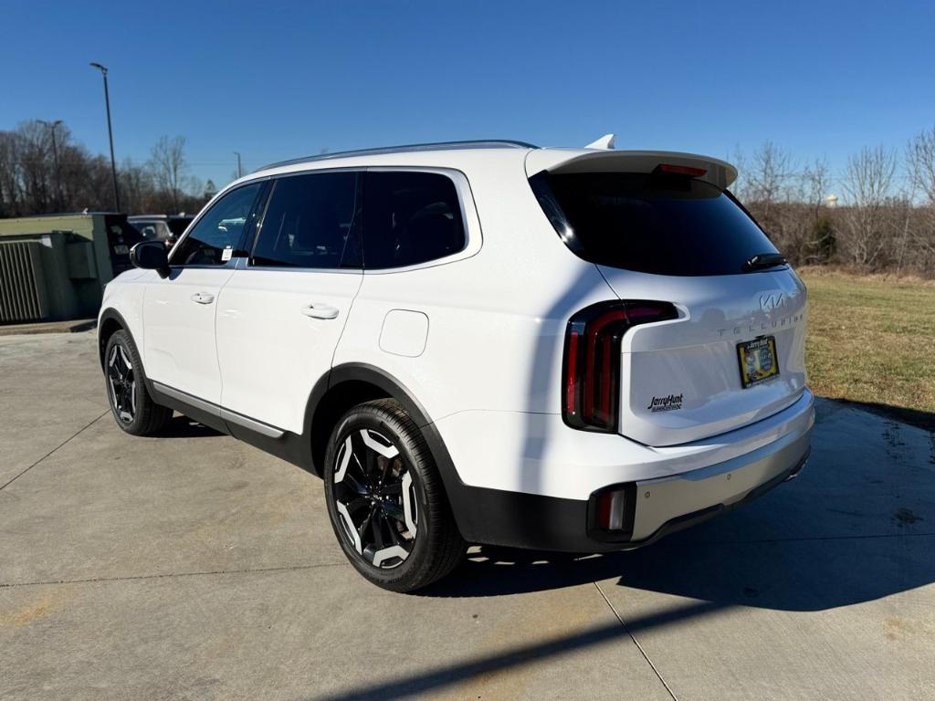 used 2024 Kia Telluride car, priced at $35,988