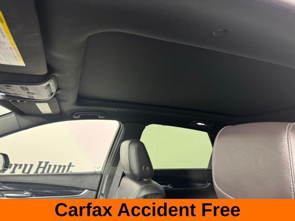 used 2025 Cadillac XT5 car, priced at $43,700