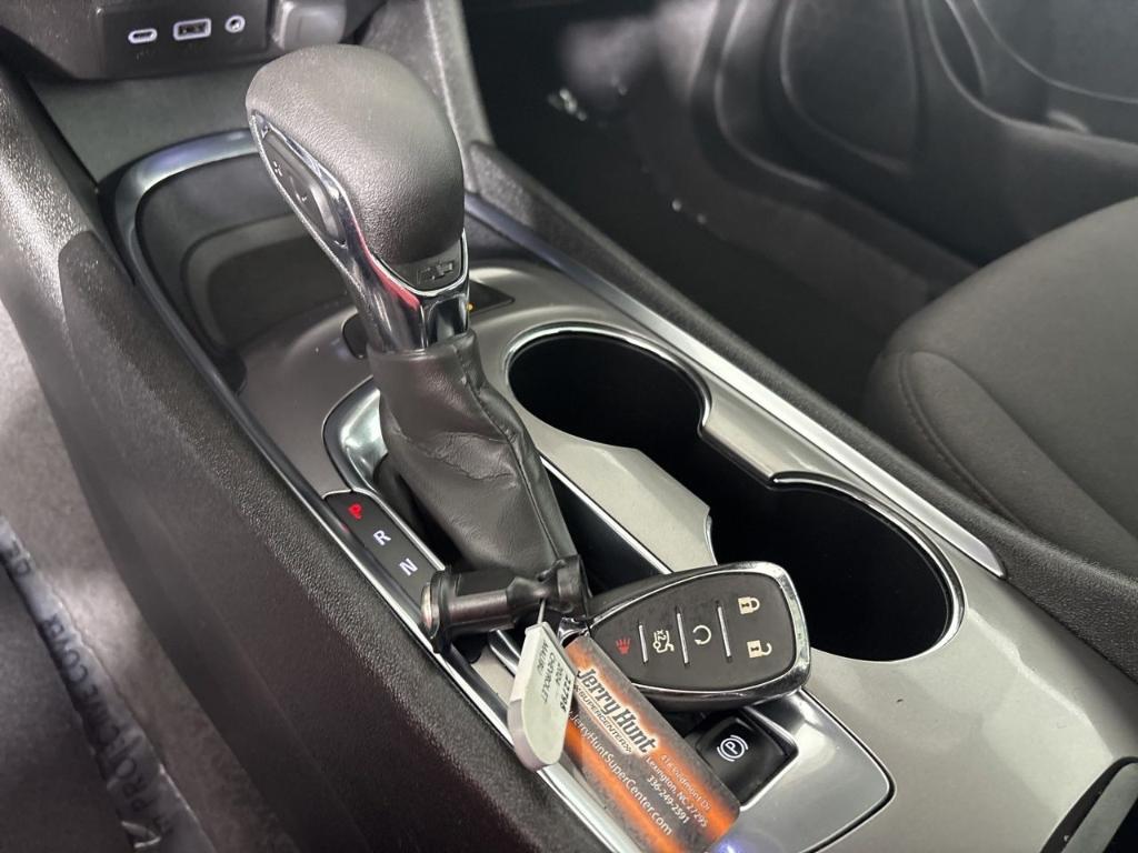 used 2024 Chevrolet Malibu car, priced at $17,988