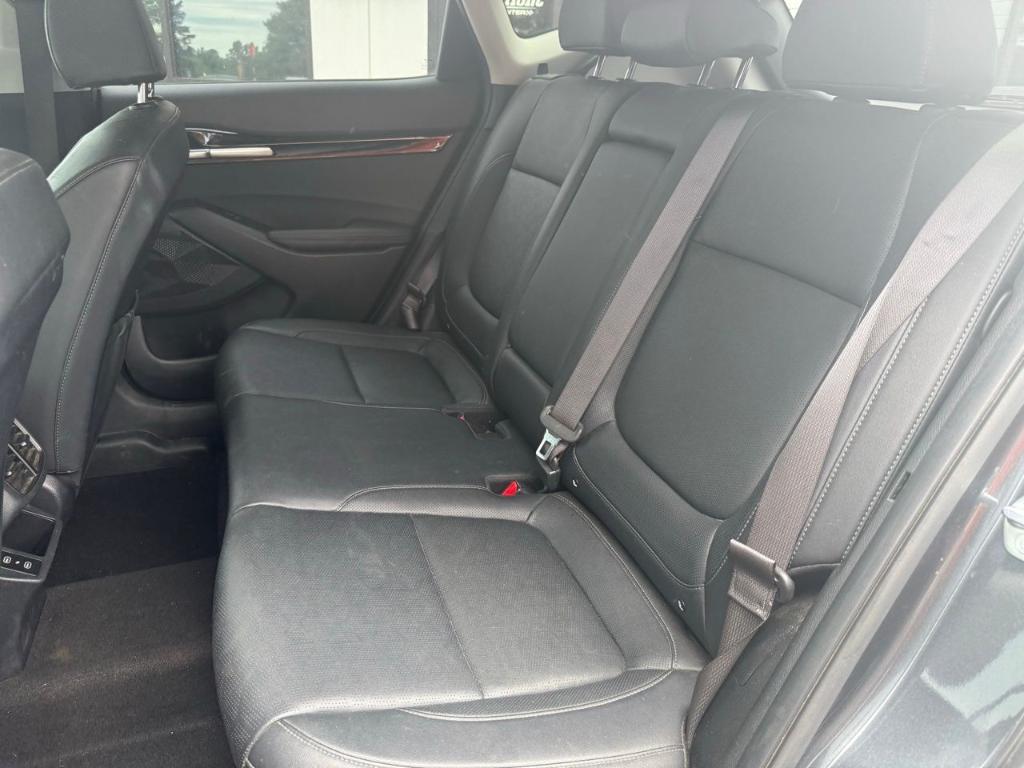 used 2024 Kia Seltos car, priced at $23,300