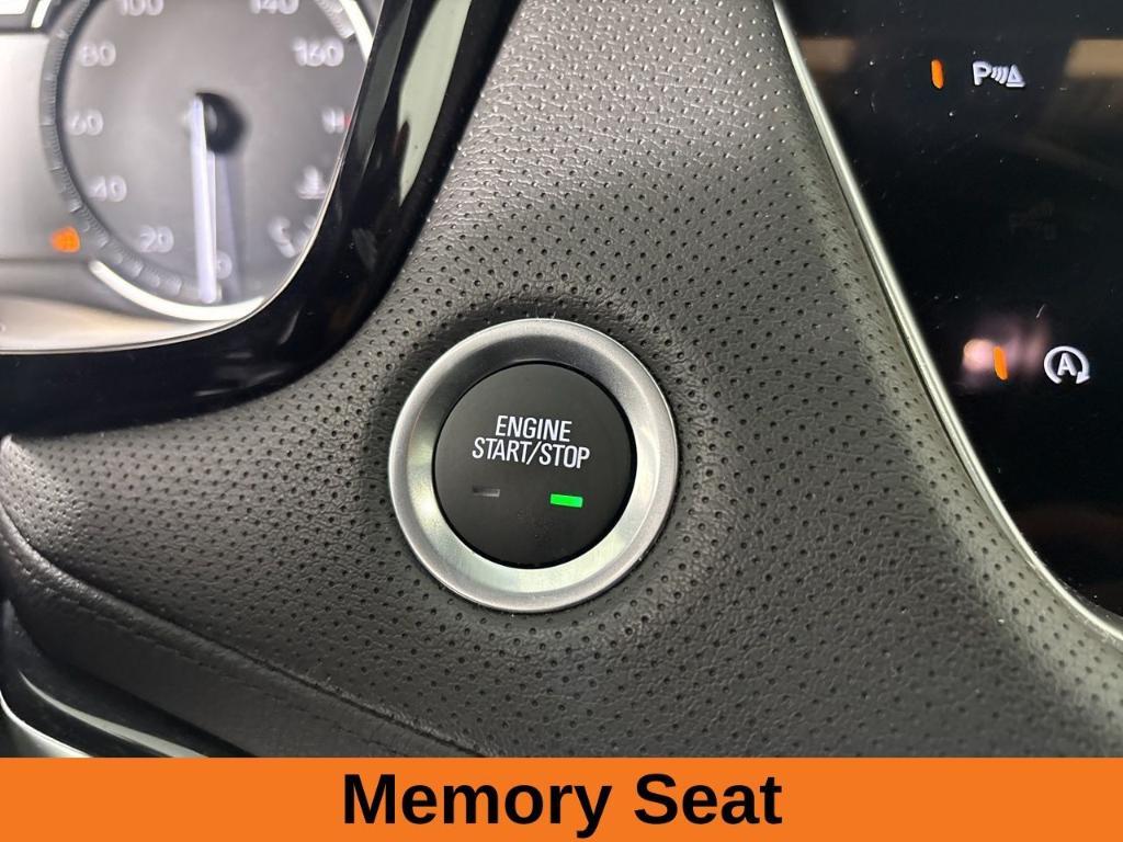 used 2025 Cadillac XT5 car, priced at $38,900