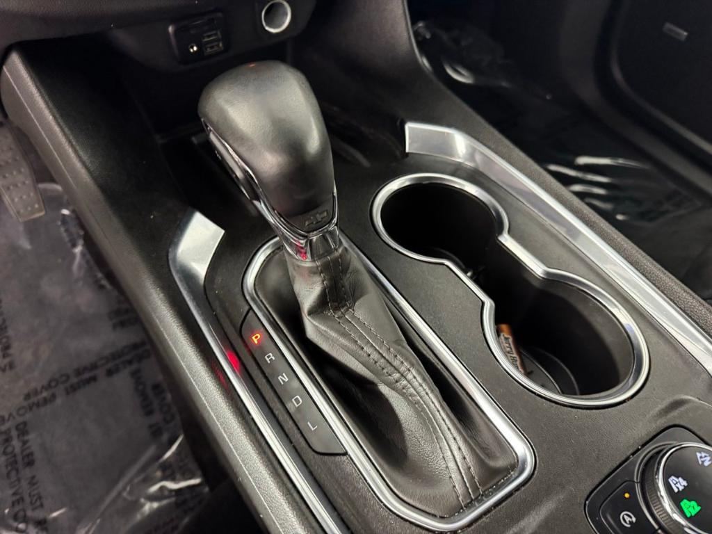 used 2023 Chevrolet Traverse car, priced at $36,500