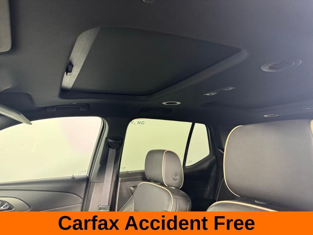 used 2023 Chevrolet Traverse car, priced at $36,500