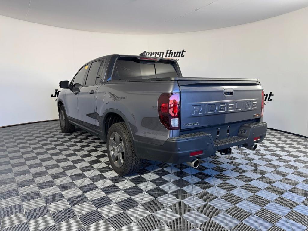 used 2024 Honda Ridgeline car, priced at $39,900