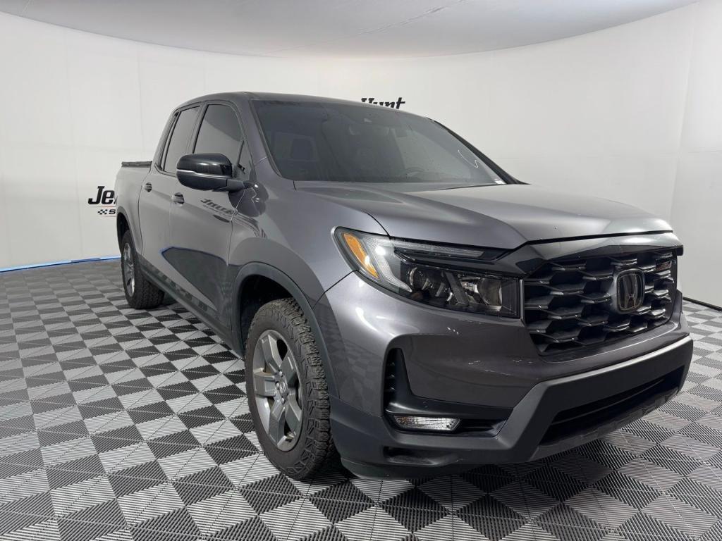 used 2024 Honda Ridgeline car, priced at $39,900