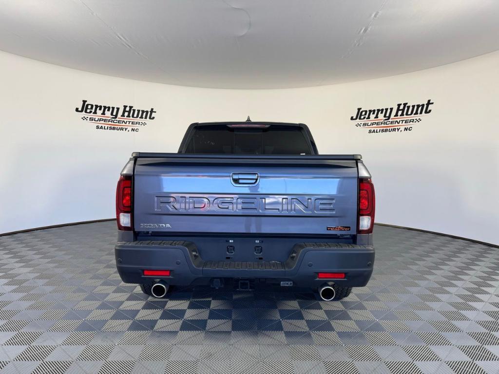 used 2024 Honda Ridgeline car, priced at $39,900