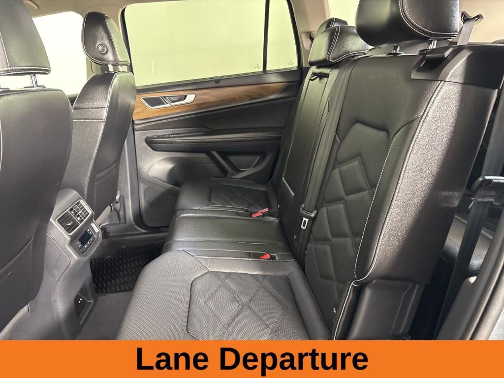 used 2024 Volkswagen Atlas car, priced at $36,500