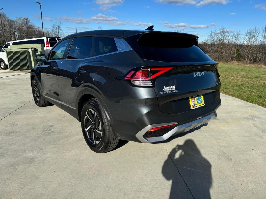 used 2025 Kia Sportage Hybrid car, priced at $31,000