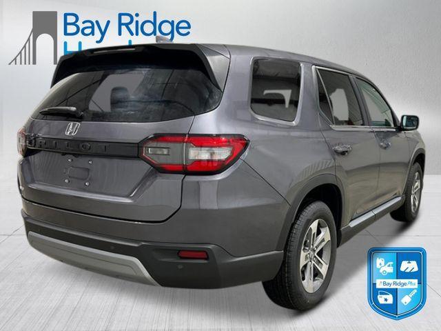 new 2025 Honda Pilot car, priced at $45,595