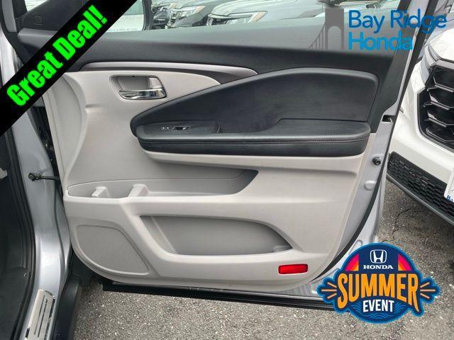 used 2021 Honda Pilot car, priced at $26,555