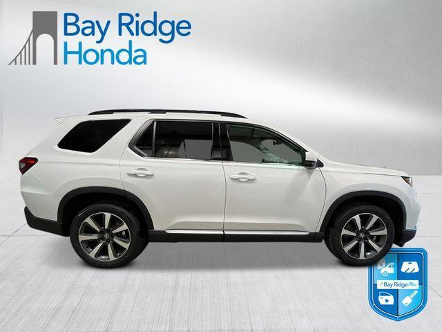 new 2025 Honda Pilot car, priced at $50,050