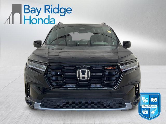 new 2025 Honda Pilot car, priced at $50,495