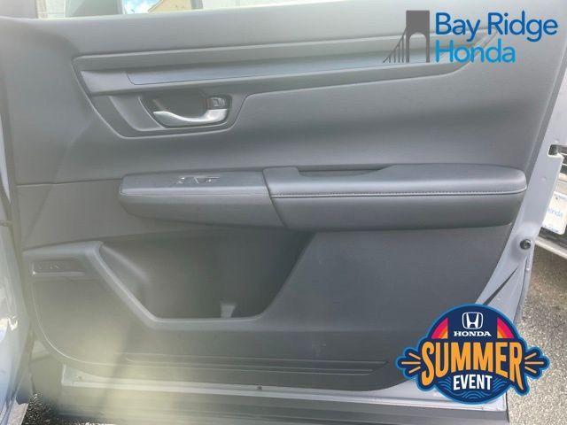 used 2025 Honda CR-V car, priced at $34,076