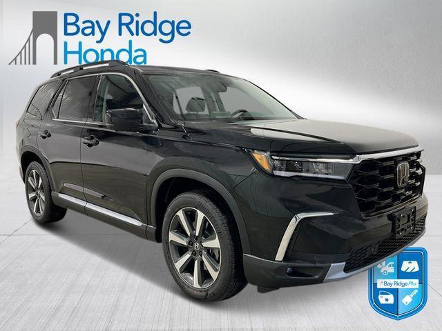 new 2025 Honda Pilot car, priced at $50,995