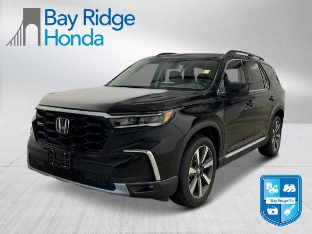 new 2025 Honda Pilot car, priced at $50,995